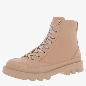 Vince Camuto Padded Insole Lug Lace Up Ankle Boots in Pink Sz 8.5 NWOB